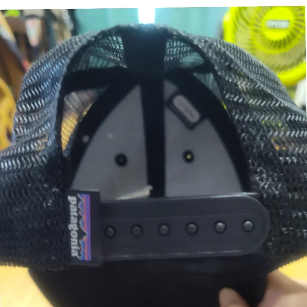 The Patagonia P-6 Logo LoPro Trucker Hat Cap - Picture 7 of 7